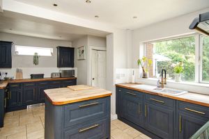 Photo 16- click for photo gallery